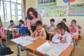 Cô giáo Phương miệt mài gieo chữ cho trẻ vùng cao