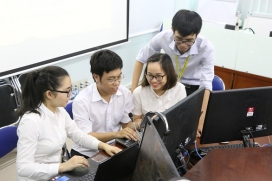 Lớp học xuyên biên giới.