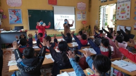 Học sinh trở lại trường: Nỗ lực nâng cao tỉ lệ dạy học trực tiếp