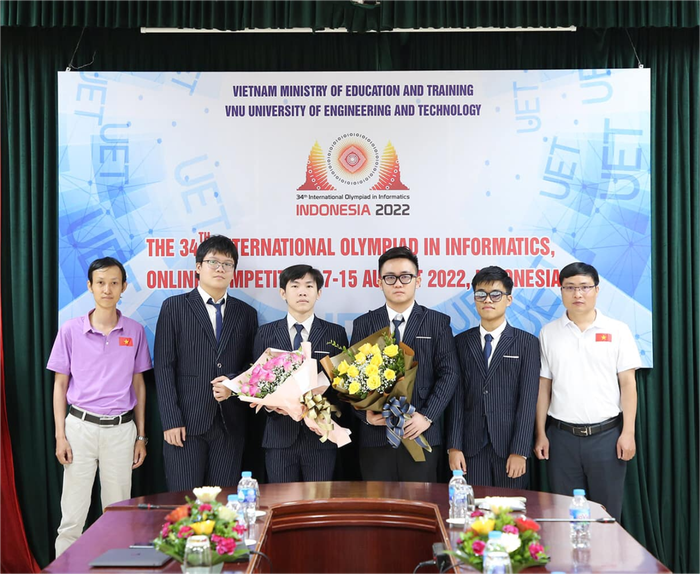 Đội tuyển Việt Nam giành 4 huy chương Olympic Tin học quốc tế 2022