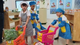 TP.HCM: Học sinh mầm non sắm vai nhân viên siêu thị