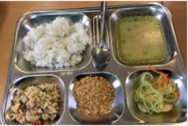 Hiệu trưởng phải gửi hình ảnh suất ăn bán trú hàng ngày về phòng giáo dục