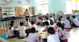 Mong chờ ngày lương giáo viên được ưu tiên xếp cao nhất trong thang bảng lương